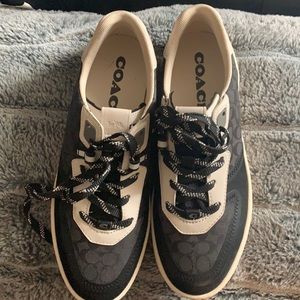 Women’s COACH sneakers, Brand new w/o box and tags, Black gray off white😍😍💕